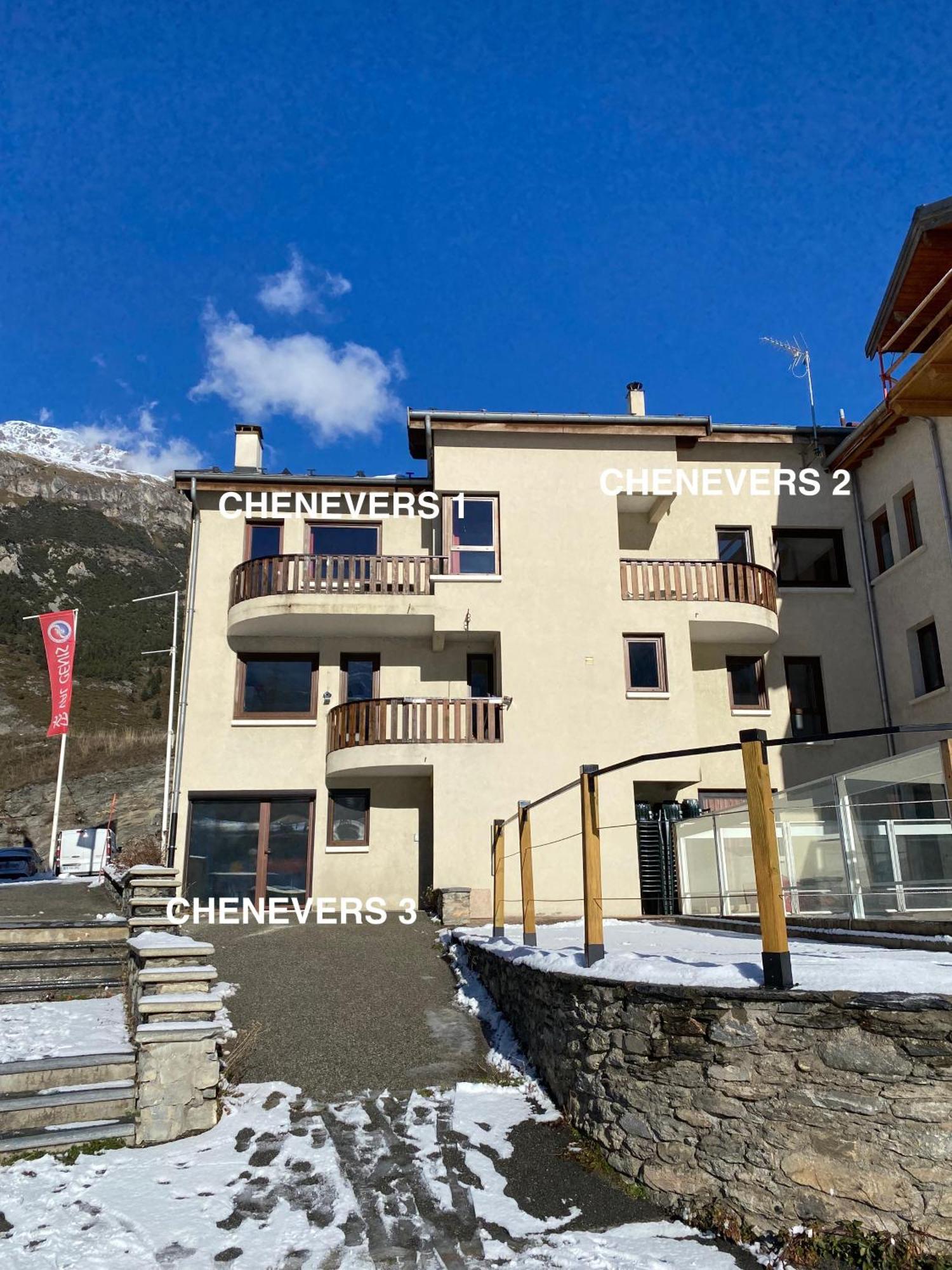 Les Chenevers Lanslevillard Exterior photo
