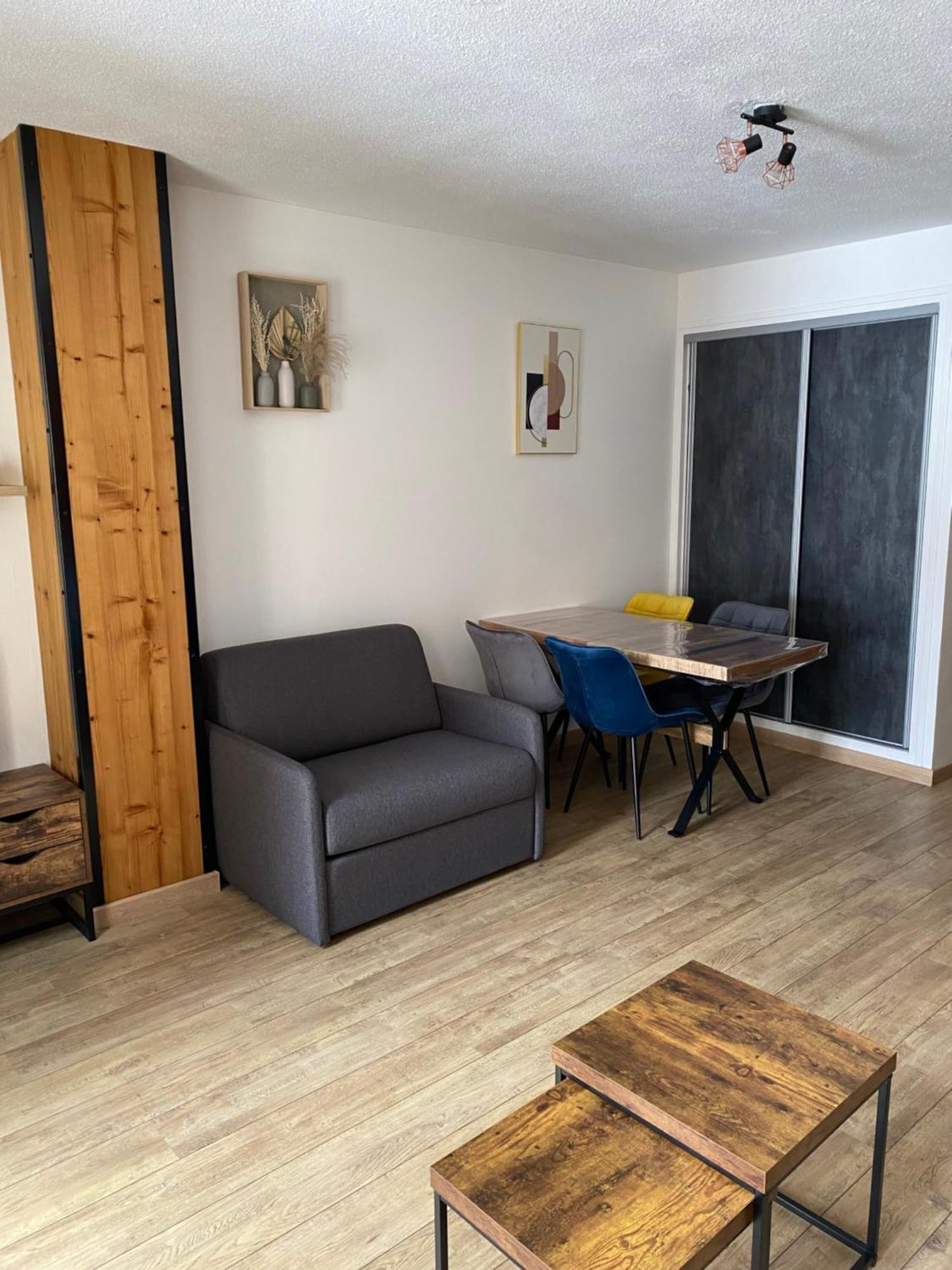 Les Chenevers Lanslevillard Room photo